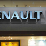 受到乌克兰强压之下，法国雷诺决定暂定俄罗斯的业务